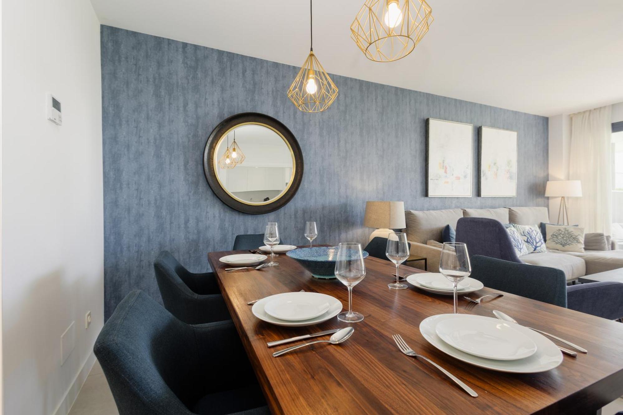 Luxurious 2 Bedroom Apartment Close To The Beach In Estepona Luaran gambar