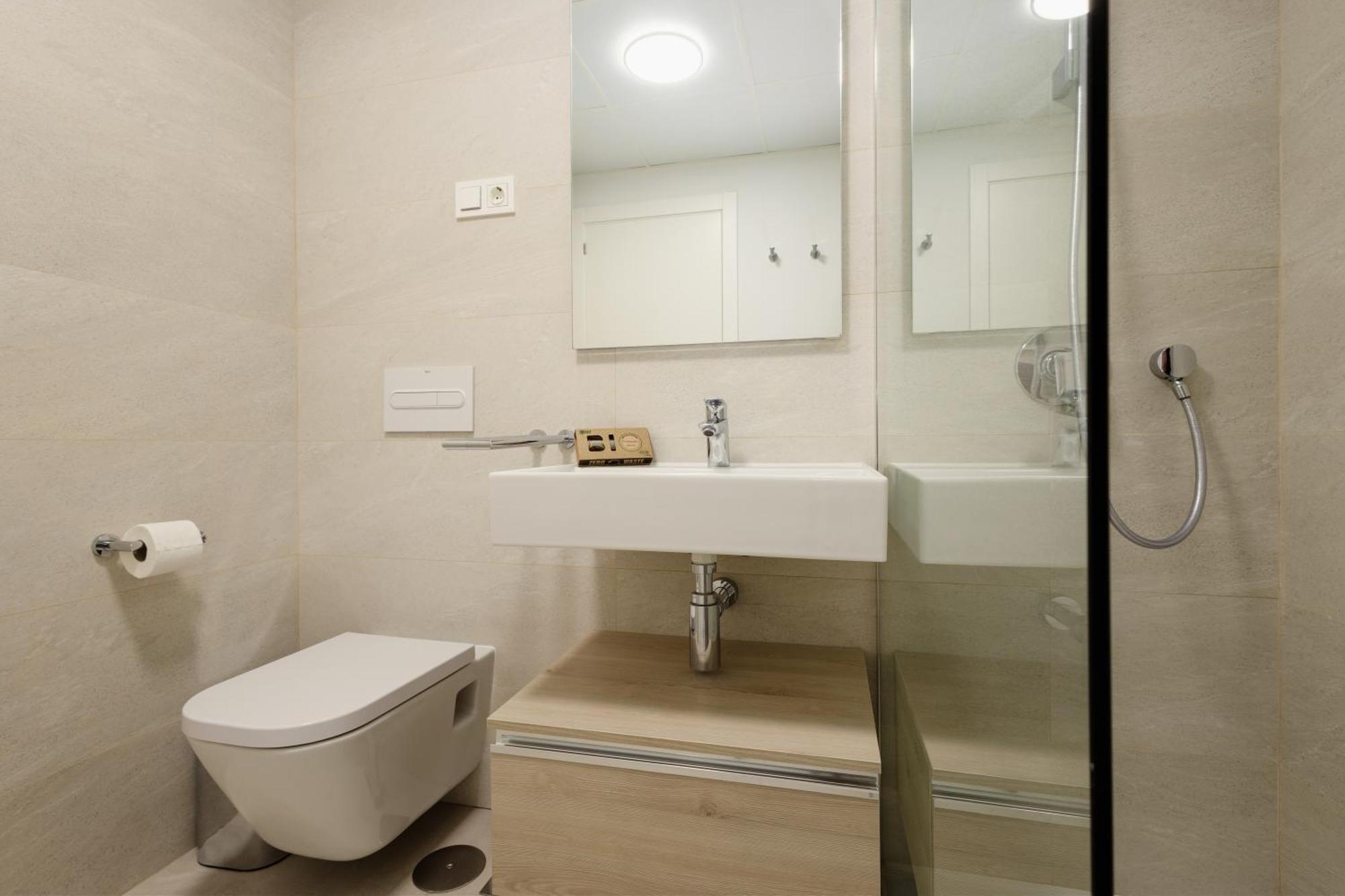 Luxurious 2 Bedroom Apartment Close To The Beach In Estepona Luaran gambar