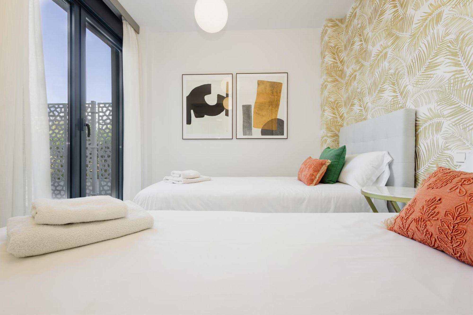 Luxurious 2 Bedroom Apartment Close To The Beach In Estepona Luaran gambar