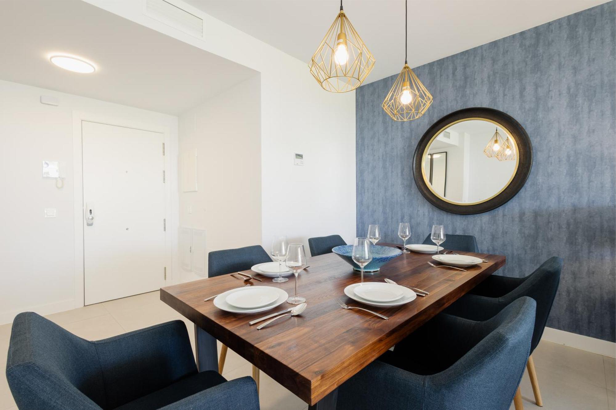 Luxurious 2 Bedroom Apartment Close To The Beach In Estepona Luaran gambar